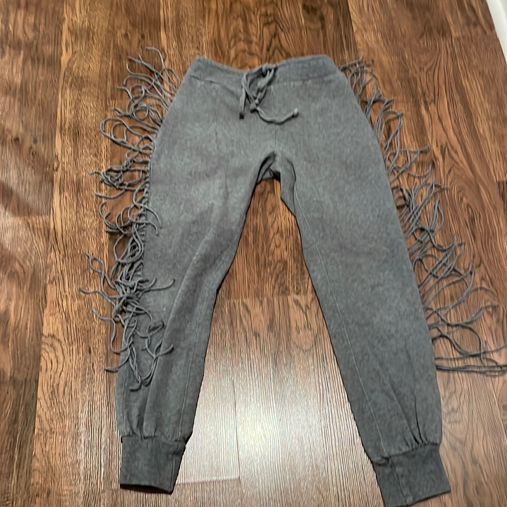 Amuse gray fringe sweatpants xs